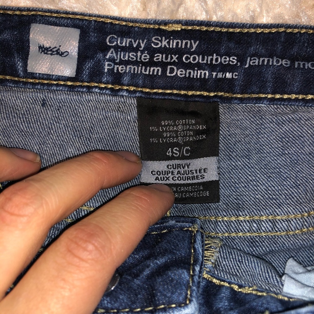 Jeans - Picture 2 of 3
